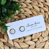 Pretty Little Things Studs - Shiny Champagne