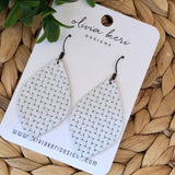 Olivia - White Basket Weave